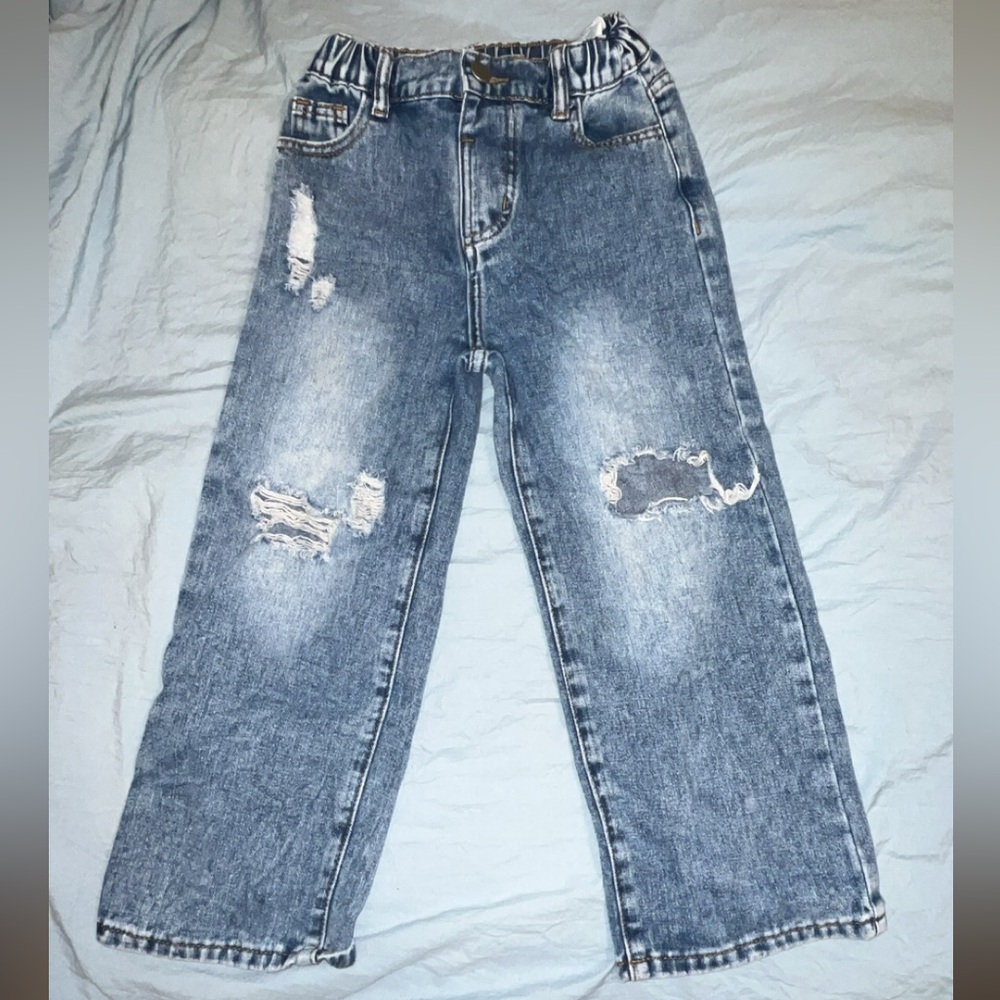 SHEIN Distressed Washed Blue Kids Jeans